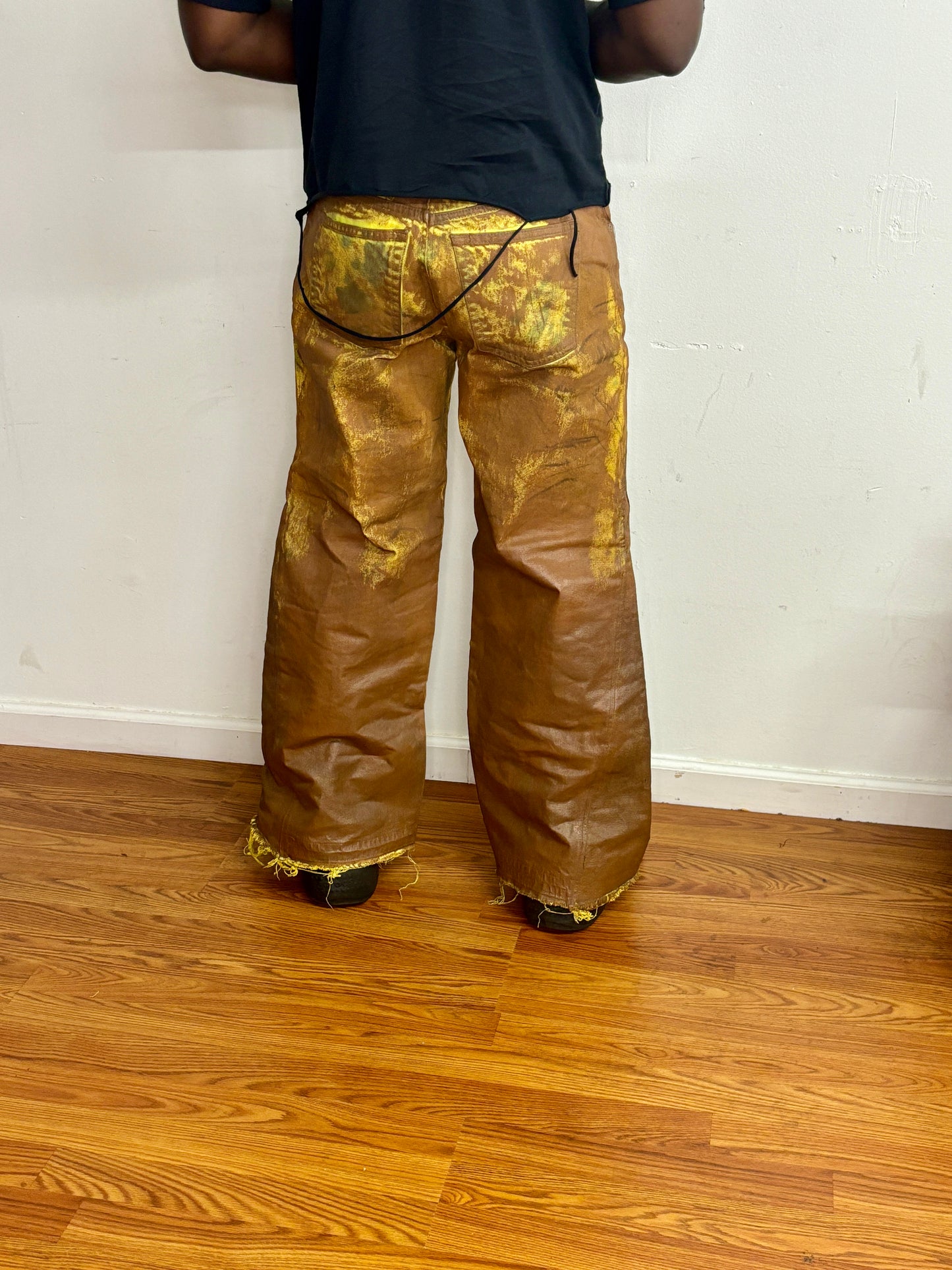 suspicious banana fedi denim